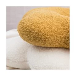 Small Daisy Shaped Pillow Nordic Wind Pillow Plush Sofa Living Room Bedside Cushion Bay Window Pill